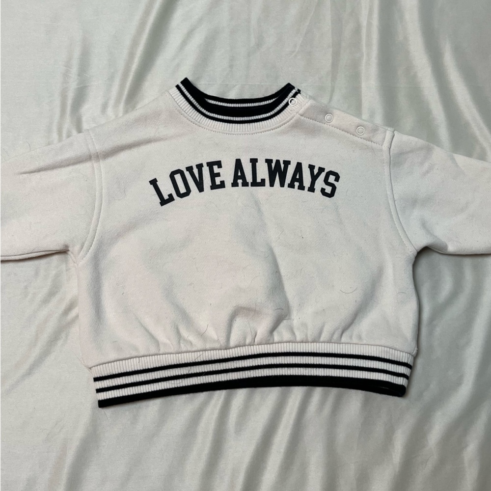Cat & Jack “love always” Sweatshirt